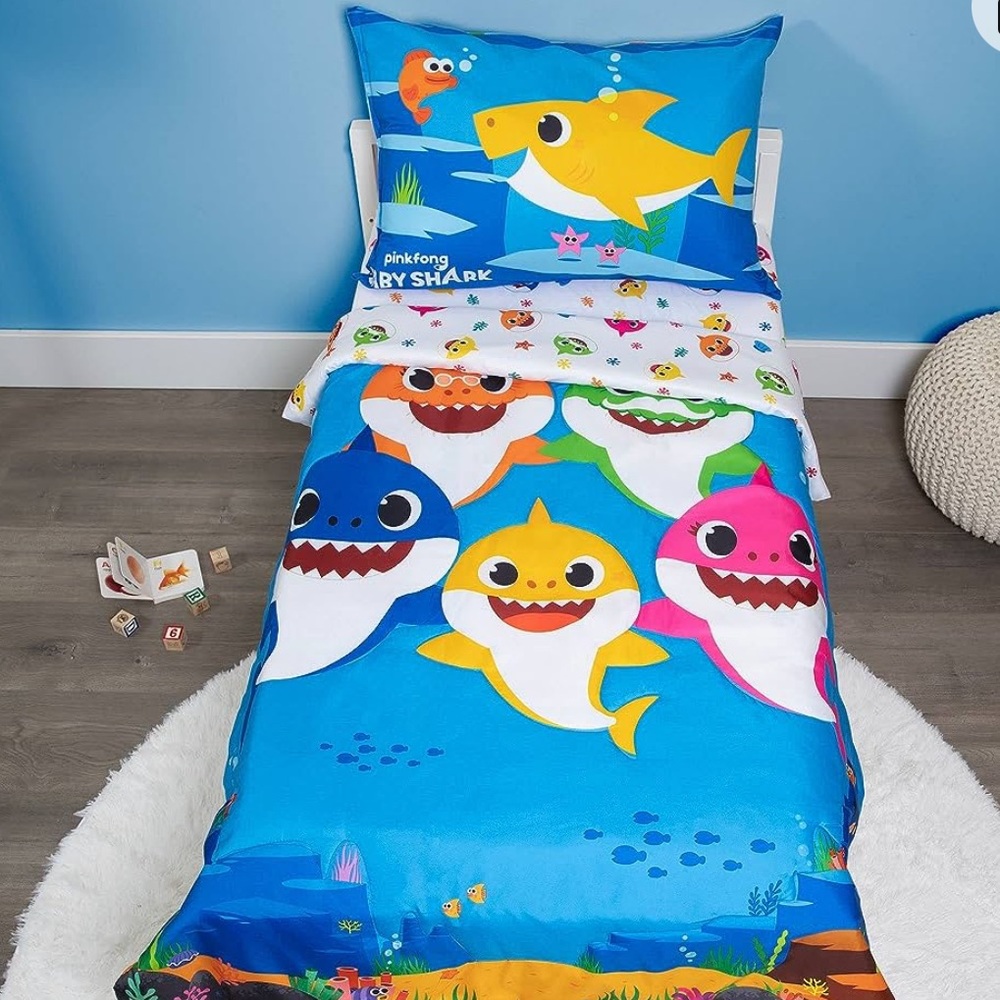 Baby shark toddler bed set